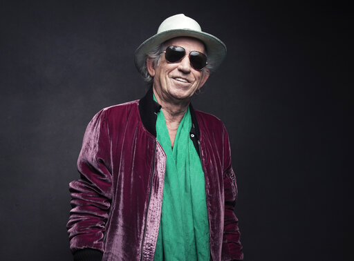 Rolling With It, Keith Richards Is Chilling In The Garden