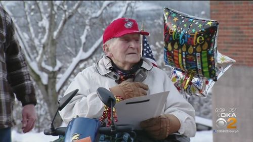 Drive By Birthday Party Held For 95 Year Old Wwii Veteran