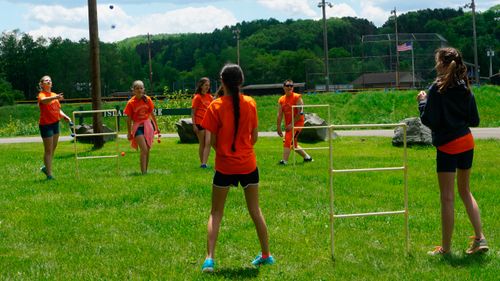 10 Outdoor Game Ideas For The Whole Family