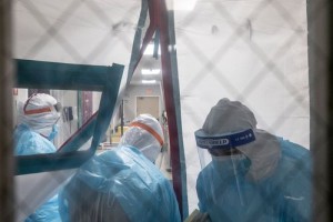 Fda Prepares To Ok A Second Vaccine As Average Daily Cases And Deaths Hit Records