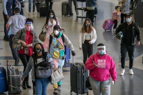 Researchers Think ‘hundreds’ Of People In Us Could Have New Uk Coronavirus Strain