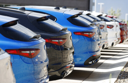 Us Credit Card Balances Fall, Though Overall Borrowing Rises