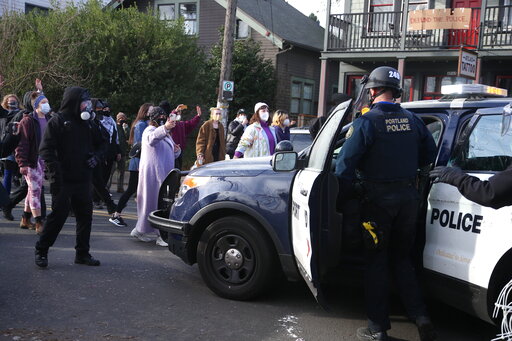 Portland Police And Protestors Clash In Broad Daylight