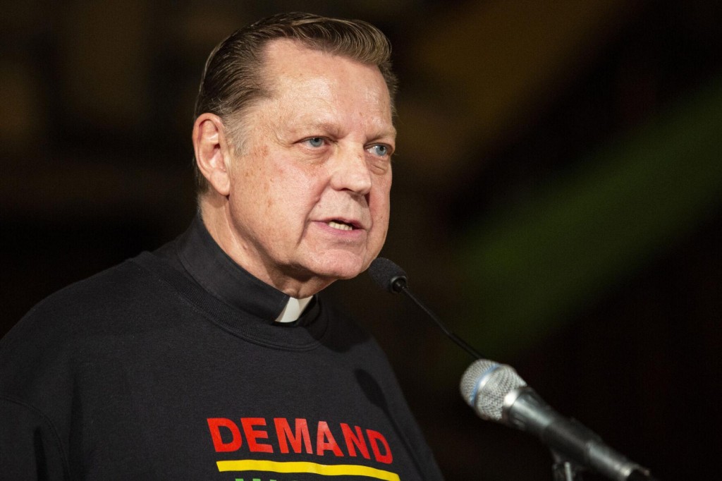 Brothers Accuse Prominent Chicago Priest Of Sexual Abuse