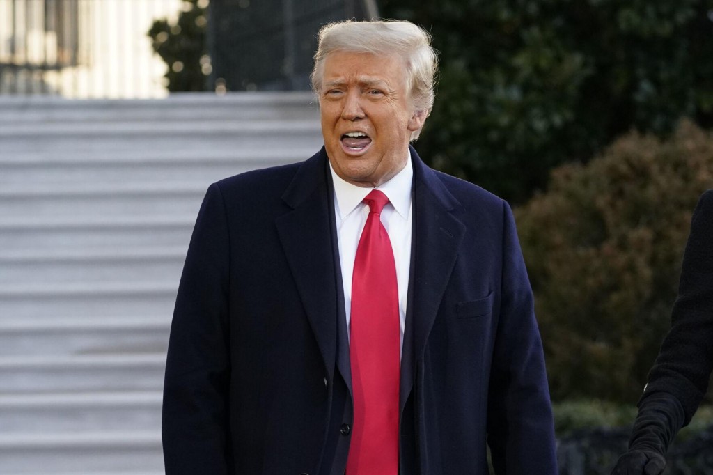 Supreme Court Ends Trump Emoluments Lawsuits
