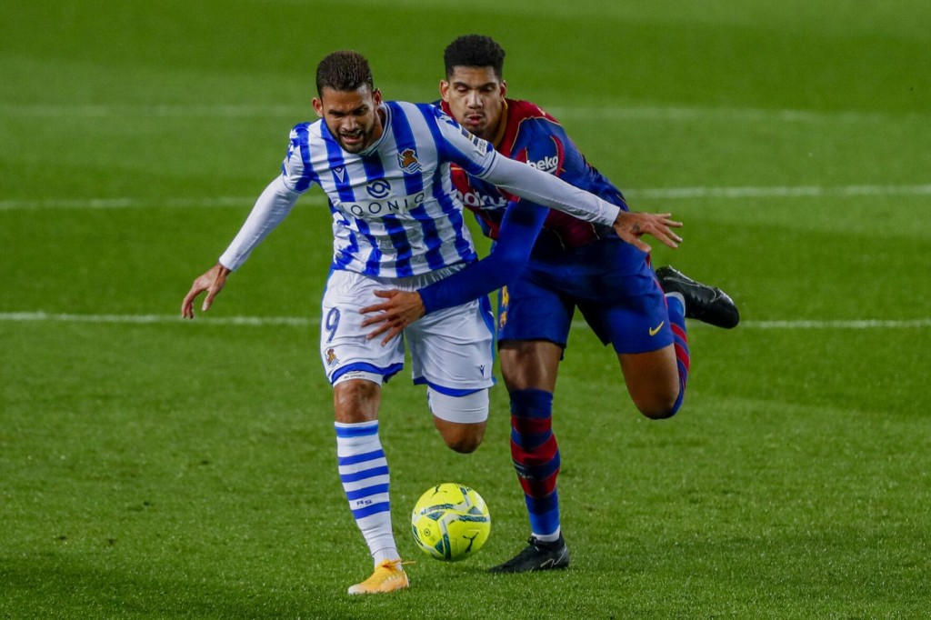 Wolves Sign Striker Willian José On Loan From Real Sociedad