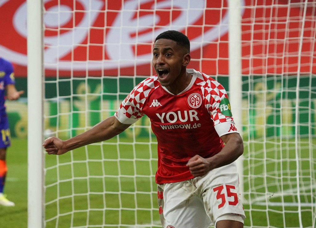 Bayern’s Bundesliga Rivals Leipzig, Leverkusen Both Lose