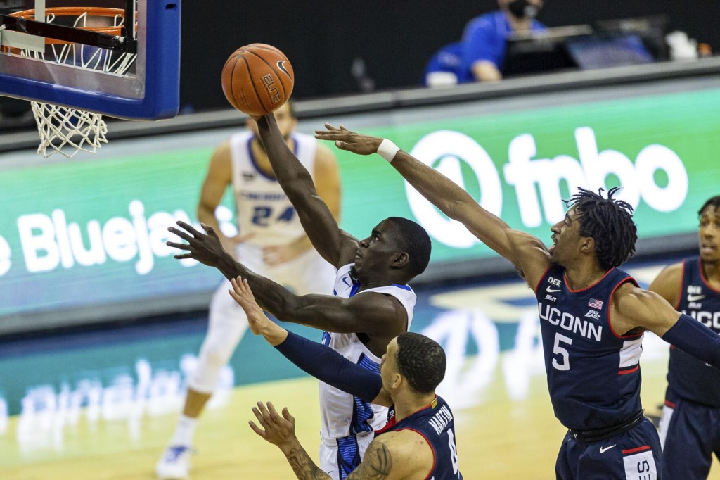 Mahoney Scores 20, Leads No. 11 Creighton Past No. 23 Uconn