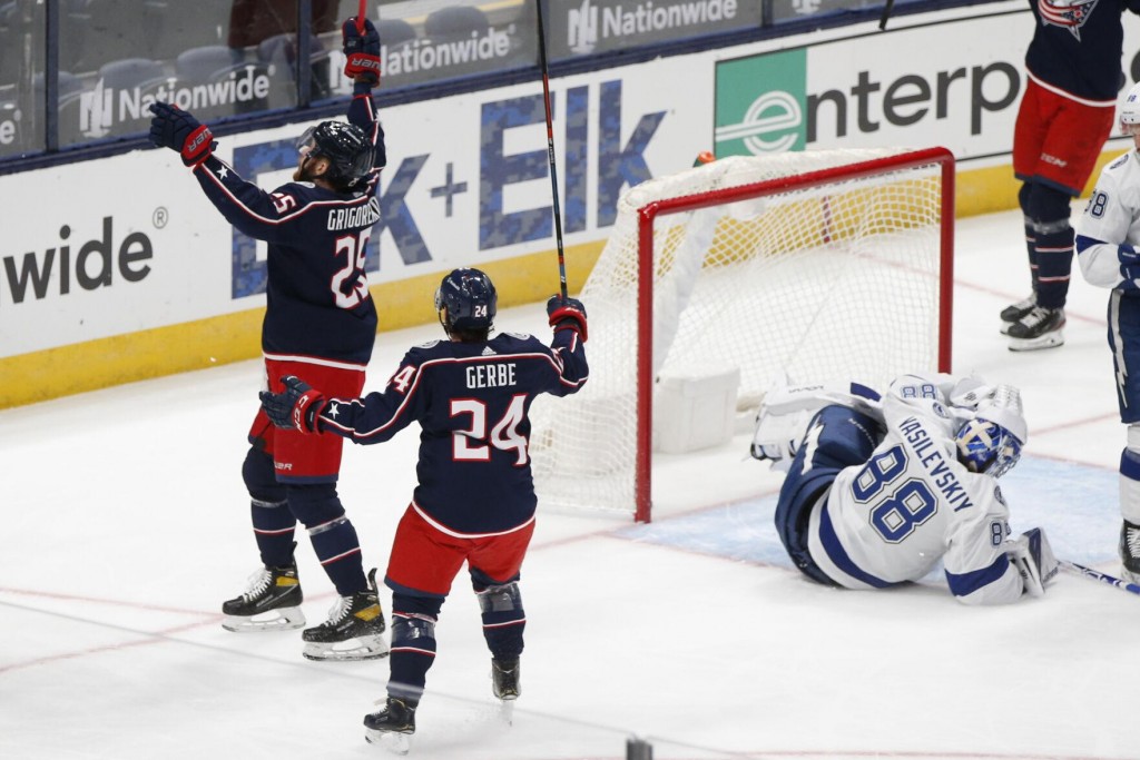Hours After Dubois Trade, Blue Jackets Beat Lightning 5 2