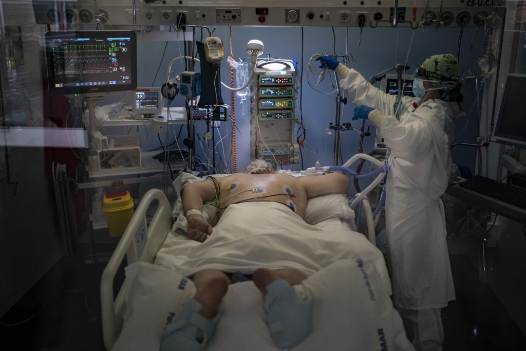 Spain’s Virus Surge Hits Mental Health Of Front Line Workers