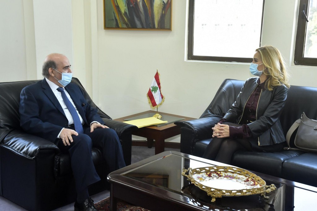 Swiss Envoy, Lebanese Fm Holds Talks Amid Central Bank Probe