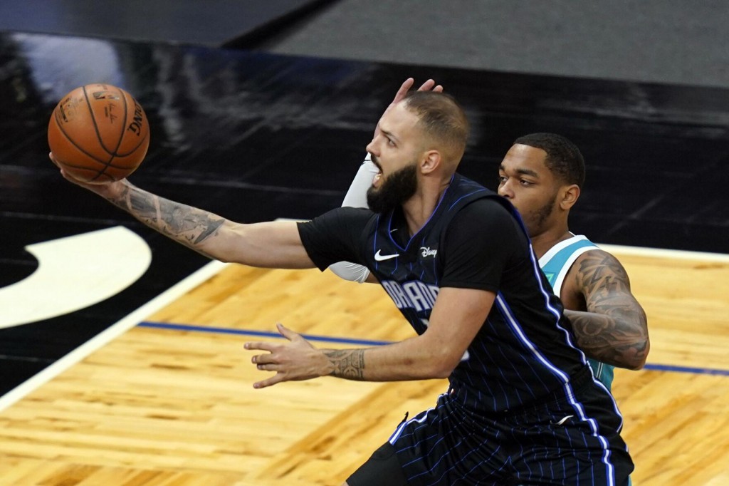 Vucevic Posts 13th Double Double, Magic Beat Hornets 117 108