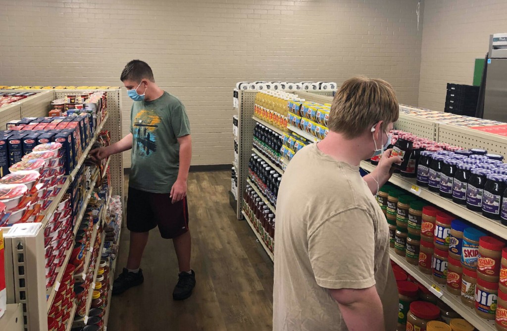 Student Run Free Grocery Store Helps Feed Town’s Hungry