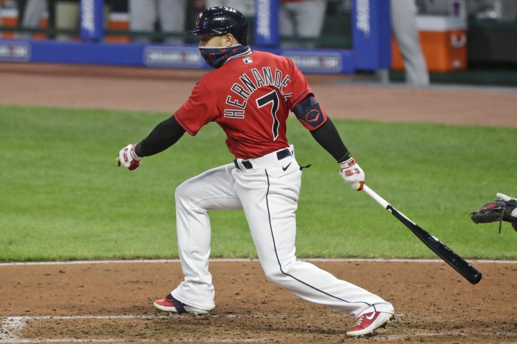 Ap Source: Indians Bringing Back 2b César Hernández For 2021
