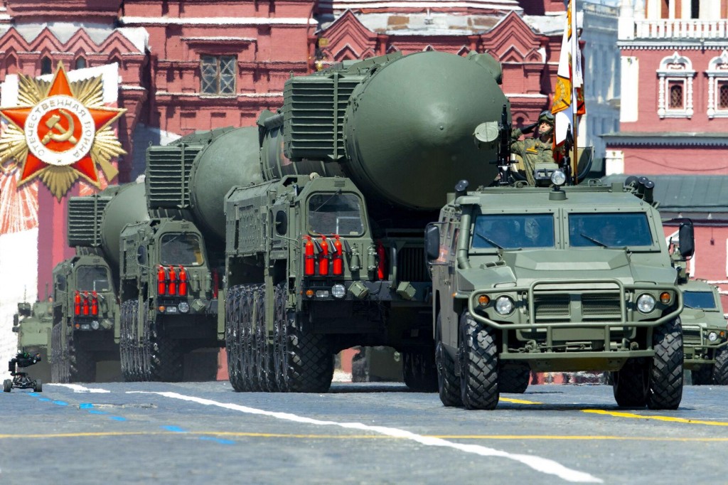 Putin Signs Extension Of Last Russia Us Nuclear Arms Treaty