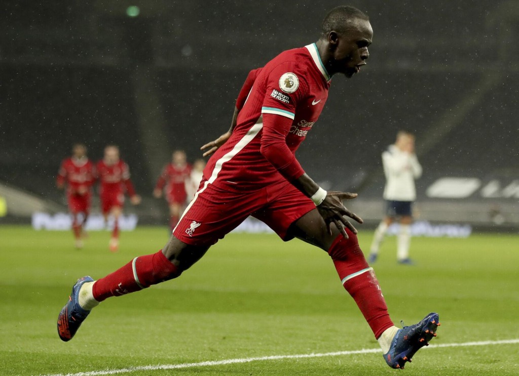Liverpool Beats Spurs 3 1 To Revive Faltering Title Defense