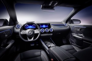 Mercedes Eq, Eqa, Amg Line, Mountaingrau Magno, Studioaufnahme /