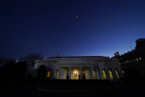 Ap Fact Check: Trump’s Fiction In His Goodbye To Washington
