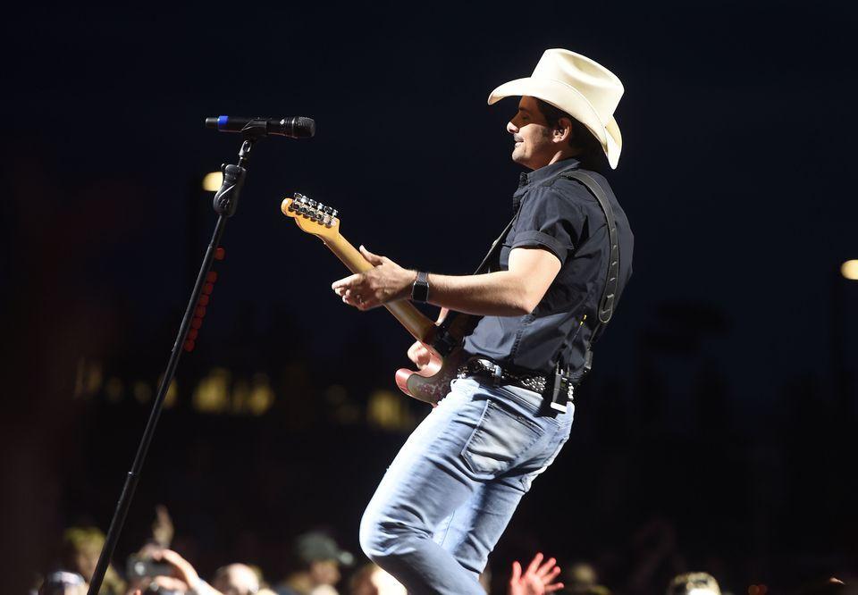 Miller Park Zoo To Participate In Virtual Benefit Concert Featuring Brad Paisley, Old Dominion, Plus More