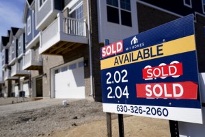 Feb. Us Home Contract Signings Tumble, Now Lag Year Ago Pace