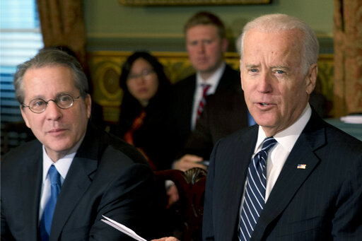 Biden Taps Gene Sperling To Oversee Covid 19 Relief Package
