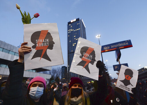 Polish Women Mark Women’s Day Protesting Abortion Ban