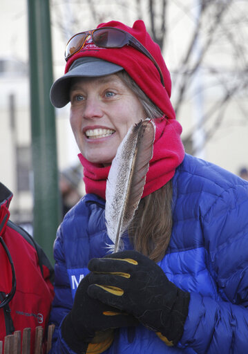 Iditarod Musher Zirkle Injured, Flown To Anchorage For Care