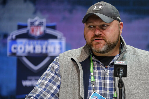 Nfl Sets Salary Cap At $182.5 Million, Down 8% From 2020