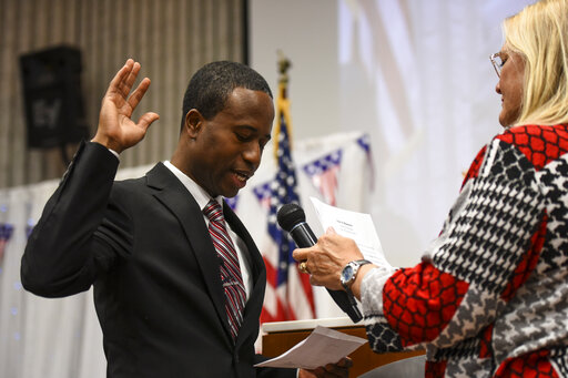 In Minnesota, Suburban Mayor Is Thrust Into Policing Debate