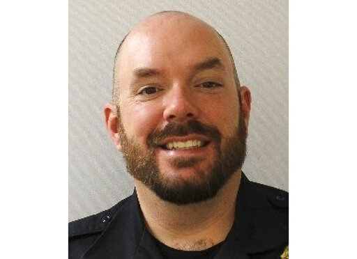 Officer Killed In Attack Outside Capitol An 18 Year Veteran