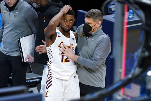 Source: Oklahoma Hires Loyola’s Moser As Men’s Hoops Coach