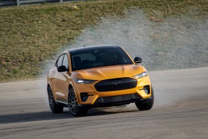 2021 Ford Mustang Mach E Gt