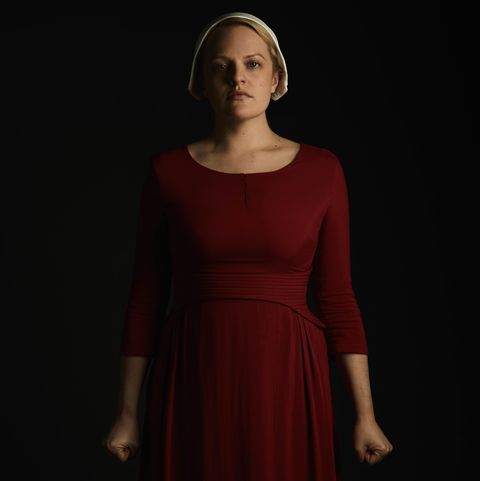 Elisabeth Moss Portrait 02 004rt2 1564497949