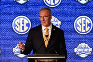 Sec Invites Oklahoma And Texas To Join League — In 2025