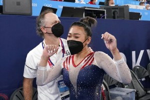 ‘happy Tears’: Lee’s Gold Sparks Joy At Home In Minnesota