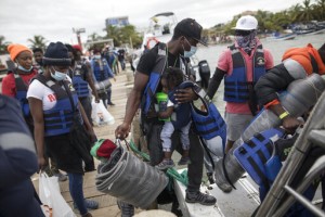 Colombia Coastal City Crowded With African, Haitian Migrants