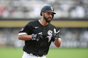 White Sox Rookie Zavala Hits 3 Hrs; Indians Rally, Win 12 11