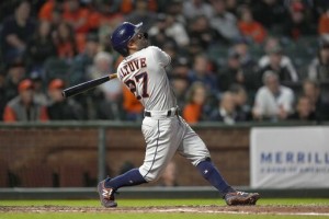 Altuve Hits Grand Slam On 2 Homer Night, Astros Beat Giants