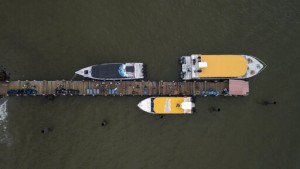 Colombia Coastal City Crowded With African, Haitian Migrants