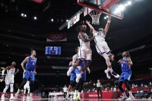 To The Quarters: Usa Routs Czech Republic, 119 84 In Tokyo
