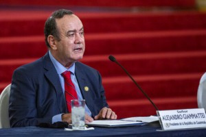 Guatemalans Protest President, Attorney General