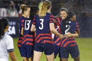 Us Women Shut Out The Noise In Quest For 5th Gold Medal