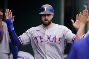 Left Turn: Boone Says Yankees ‘a Lot Better’ With Gallo