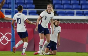 Rapinoe Converts And Us Gets Past Netherlands On Penalties