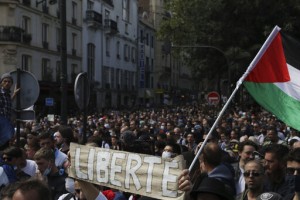 French Police Clash With Anti Virus Pass Protesters In Paris