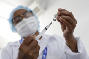 Brazil Begins Mass Vaccine Study In Poor Rio Neighborhood