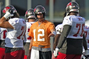 Tom Brady’s Knee Feels Fine, Happy To Be Back To Work