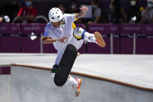 Australia’s Palmer Takes Skateboarding Gold In Men’s Park