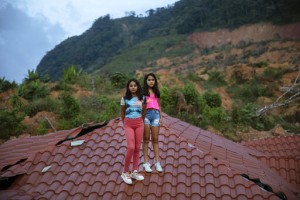 Their Town Wiped Out By A Mudslide, People Of La Reina Mourn