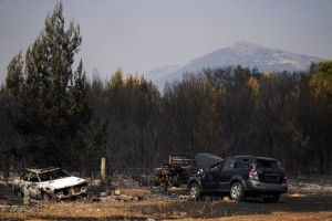 Crews Race To Contain Fire Near Athens After Thousands Flee